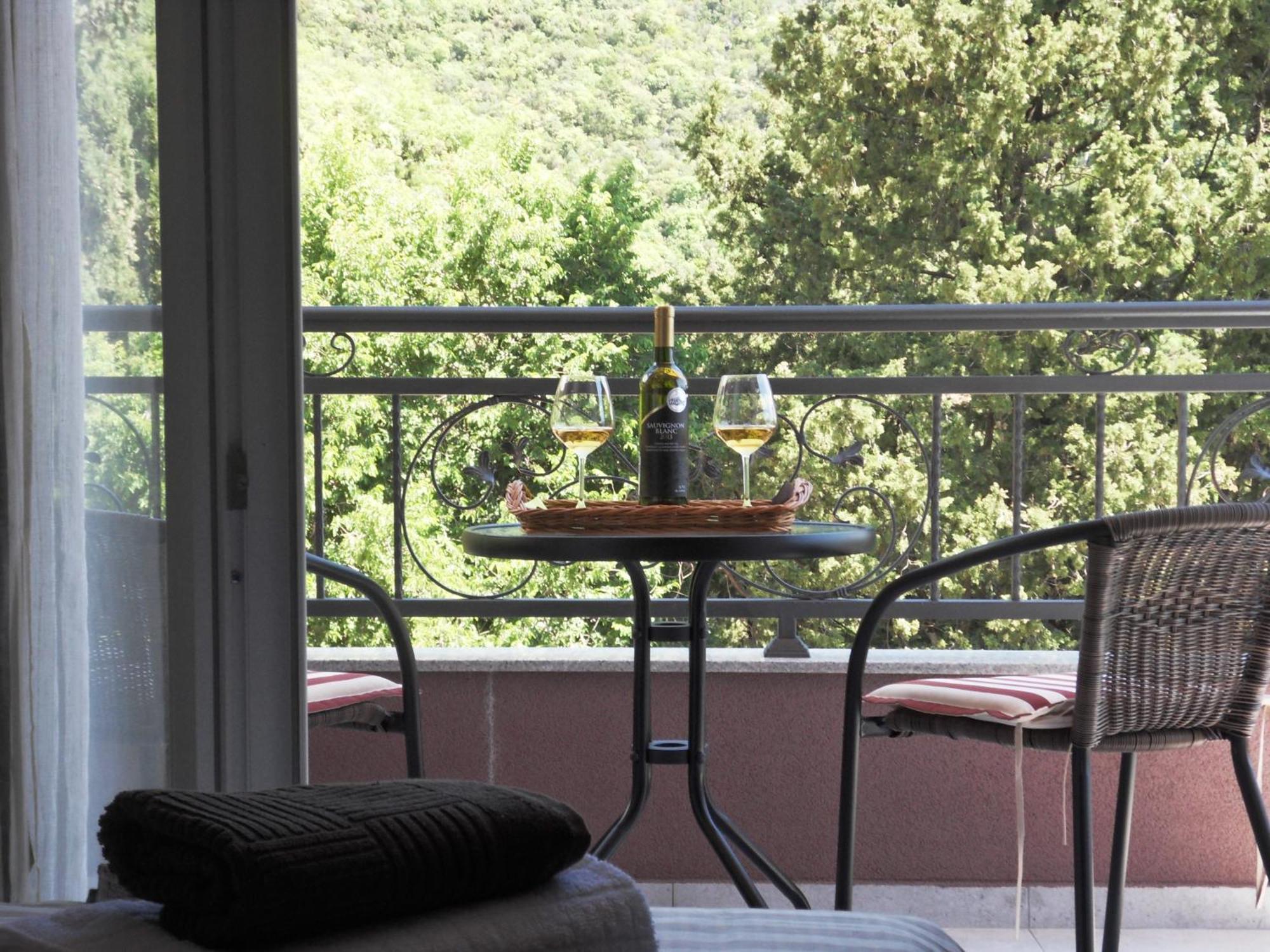 Apartments Gvozdenovic Herceg Novi Bilik gambar